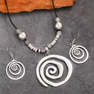 Set Boho Spirale Retrò – Collana + Orecchini | Anima Tribale, Eleganza Libera 