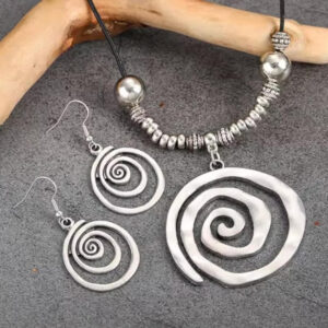 Set Boho Spirale Retrò – Collana + Orecchini | Anima Tribale, Eleganza Libera 
